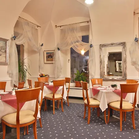 酒店 Belvedere Wellness 玛丽亚温泉