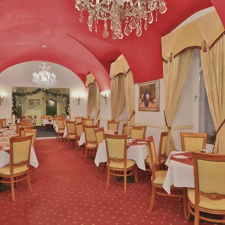 Belvedere Wellness 酒店 4*