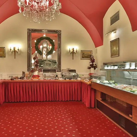 Belvedere Wellness Hotel 4*