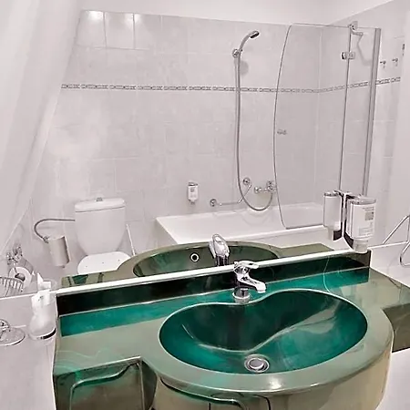 Belvedere Wellness Hotel 4*